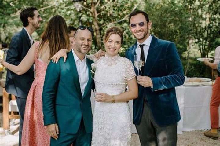 Unveiling The Mystery: Who Is Zoe Perry's Partner?